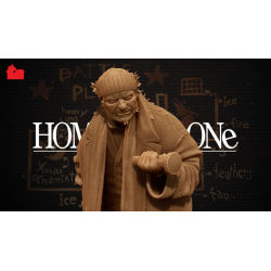 Home Alone - Harry Statue