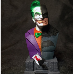 Batman vs Joker Bust