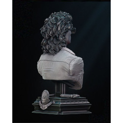 Riggs Bust (Lethal Weapon)