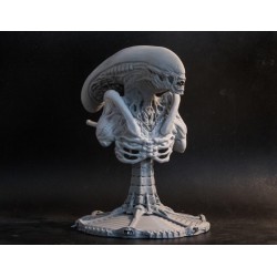 Alien bust