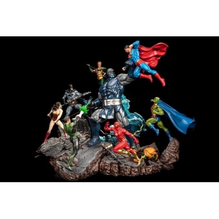 Justice League Diorama v2