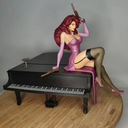 Miss Fortune on piano