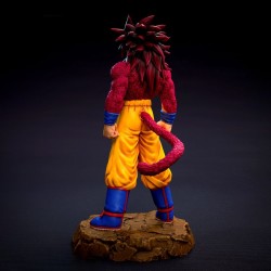 Goku Super Saiyan 4